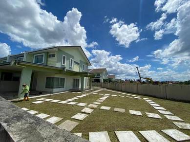 Double Storey Corner House For Rent📌Uni Garden, Samaraha, 4 bedrooms