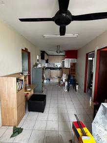 Halaman Kenanga Sungai Dua 700sf 3-Bedrooms Partly Furnished Renovated