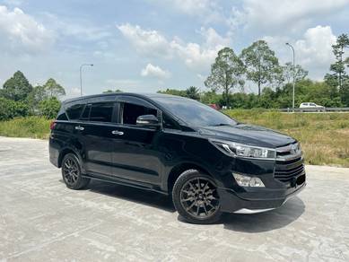 Toyota INNOVA 2.0 G (A)