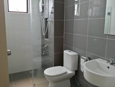 Platino JB FEMALE ONLY Next to Paradigm Mall, WiFi, Full Furnish