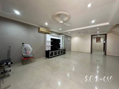 Bukit Tinggi 2.5 Storey Fully Renovated Unit For Sell 850k Only