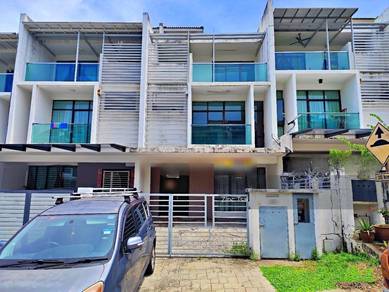 Kinrara Residence, Puchong 3 Storey Terrace Save 150k! Auction