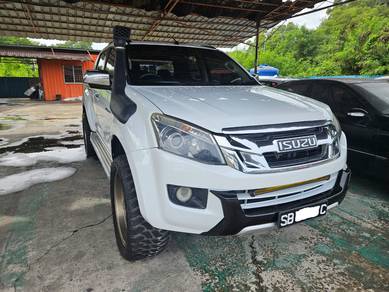 Isuzu D-MAX 3.0 V-CROSS 4x4 (A)