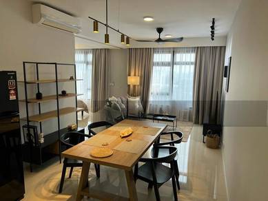 Renovated. Fully Furnished. 2 Carpark, City View @ Serini Melawati