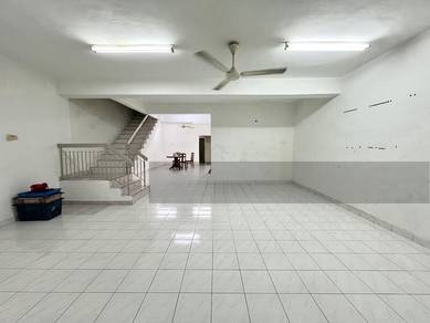 2 Storey Terrace @ Taman Taynton View. Walkable to MRT Taman Mutiara