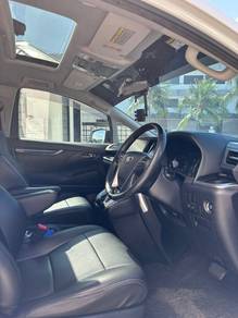 Toyota ALPHARD 2.5 S (A) 7S 2POWER DOOR R-CAM