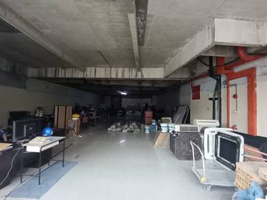jalan ipoh ground floor corner lot shop . batu 5
