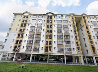 Cheap below market apartment villamas klang near aeon big klang