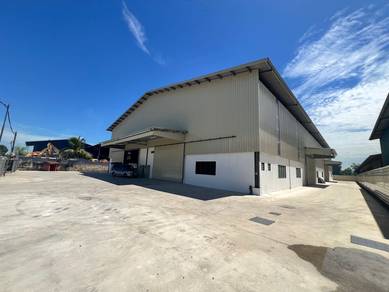 With CF 旺厂出租 Warehouse Factory at Kampung Baru Subang, Sungai Buloh