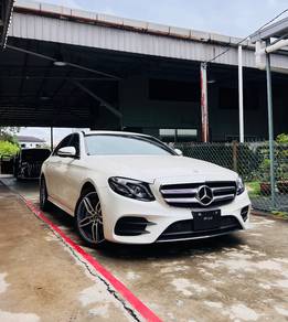 Mercedes Benz E300 2.0 AMG PREMIUM PLUS UNREG