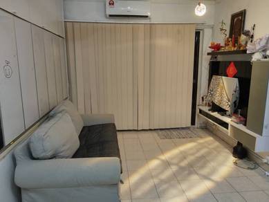 Partly Furnished Palm Spring for Sale