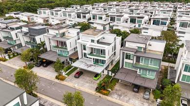 [ BU 7,796 SF] Aspen Garden Residence 3.5 Sty Bungalow [ LA 5,400 SF ]