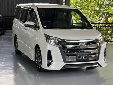 Toyota NOAH 2.0 SI WXB 2 7SEATER 2PD 13K KM