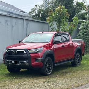 Toyota HILUX 2.8 ROGUE (A)