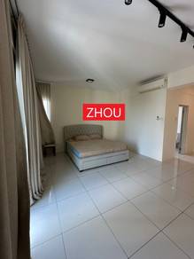The Latitude, Fully Renovated Furnished, 2 Carpark, 1500sf, Mid Floor