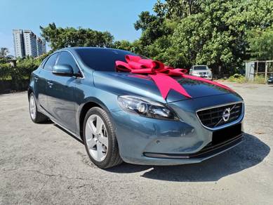 Volvo V40 2.0 T5 (A)TurboCHARGe FSR LIKE NEW