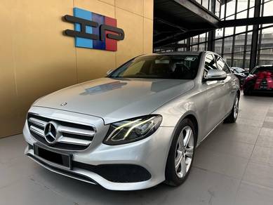 Mercedes Benz E200 AVANTGARDE  W213 2.0 (A)
