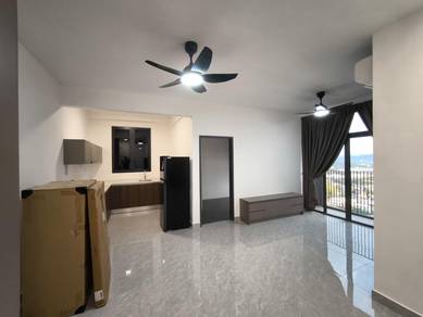 Altris Residences @ Partly furnished with 2 carparks