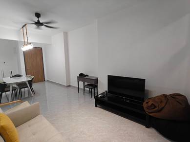 Altris Residences @ Partly furnished with direct access to pool