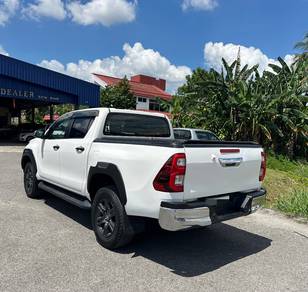 Toyota HILUX 2.4 E (A) FULL LOAN