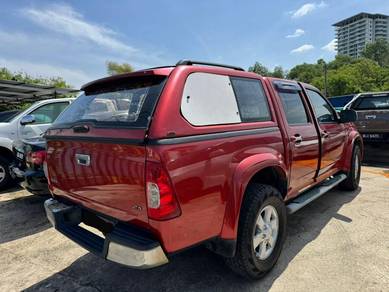 Isuzu D-MAX 2.5 (M) turbo 4X2 Carry box