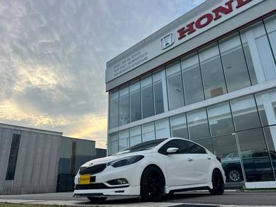 Kia CERATO 1.6 YD (A)