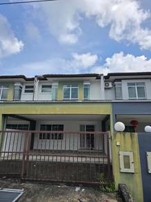 Double storey terrace intermediate for rent