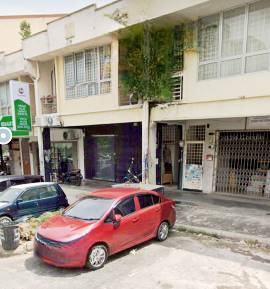 Intermediate lot unit 2 storey Shop lot in taman equine park for sale
