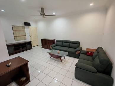 Comfort and Clean 1st Floor Beverly Apt PH2 For Rent