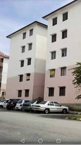 Tingkat 1, Full Loan !! CashBack !! Flat Baiduri Kesuma Semenyih