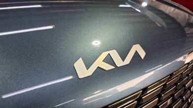Sime Darby Kia CARNIVAL 2.2D 7 SEATER HIGH