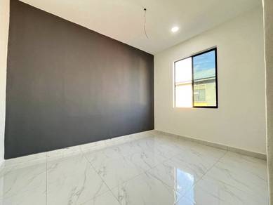 Taman Pelangi Indah / Low Cost Flat / Fully Renovated / Below Market