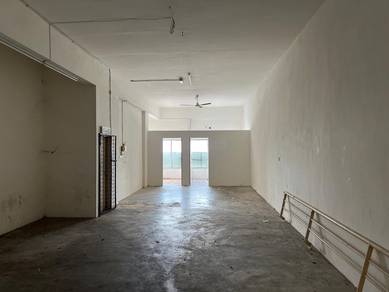 7th Miles / Kota Sentosa Shoplot first floor for rent