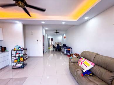 RENOVATED ‼️ Townhouse Casa Bluebell Cybersouth Dengkil