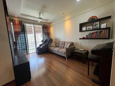 BAYAN LEPAS Putra Place 1000sf Fully Furnished Kitchen Renovated CHEAP