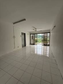 Taman Kristal 700sf_Blk B_Renovated _Near Gurney Georgetown