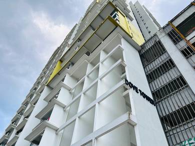 (Ground Floor) Parc Regency, Masai