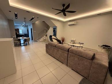 Pulai Mutiara Acacia 2.5 Storey Terrace Renovated Gated Guard Good Con