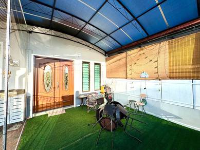 Rumah Besar & Siap Renovate – Semi D Taman Ria Jaya, SP