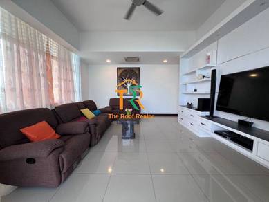 Bay Resort Condominium Unit near Tanjong Lobang Beach