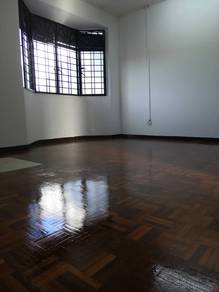 Cheap Refurbish 2sty Teres Tmn Ros Bukit Sentosa Rawang near Perodua