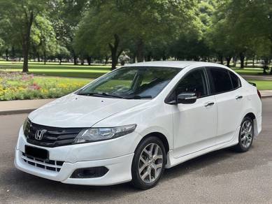 Honda CITY 1.5 E (A)