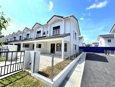 BRAND NEW END LOT 2 Storey Terrace BDR Baru Salak Tinggi Sepang