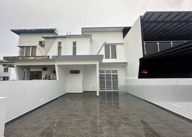 2 Storey Terrace  Setia Tropika 5 Tampoi Intermediate Lot  For Sale