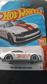 hotwheels Ford Mustang Dark Horse