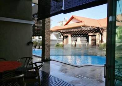 Spacious, Stylish & Serene – Taman Yarl Bungalow with Pool