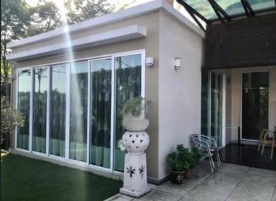 City Edge Oasis – Pool Bungalow in Taman Yarl, Bukit Jalil