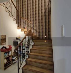 Family-Sized Semi-D for Sale in Sri Petaling – 5 Bedrooms, Renovated