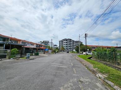 Kuching City Mall, Double Storey CORNER House FOR SALE   📍Jalan Ste