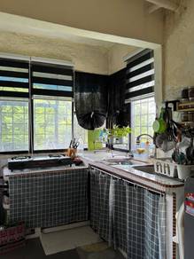 Flat cantik area Sri Gombak TIADA LIFT  utk masuk sept 3room tiles
